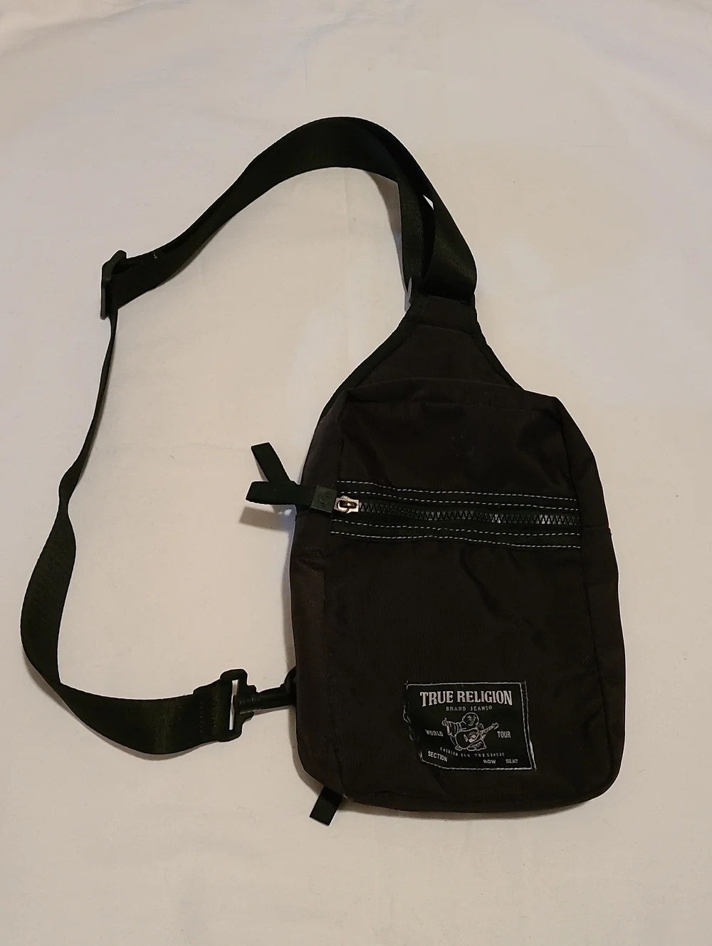 True Religion Sling Crossbody Shoulder Bag Adjustable Strap Belt Bag. Black